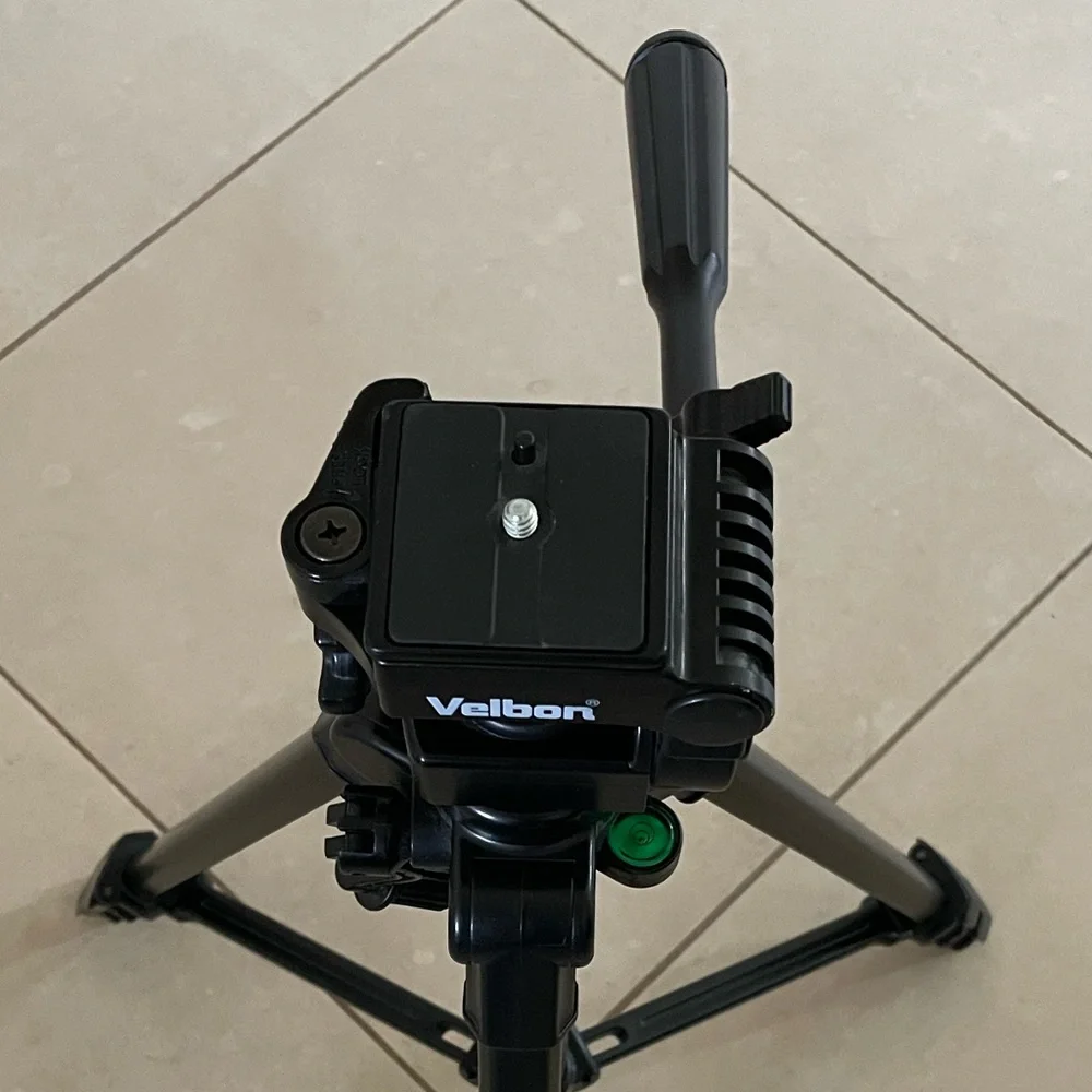 Velbon DF-40 Camera Tripod